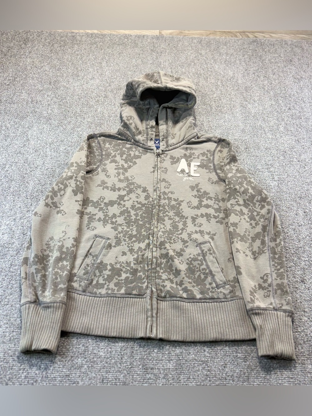 Adidas Men's M BOB JONES
UNIVERSITY Full Zip Hoodie Jacket Gray
Three Stripe